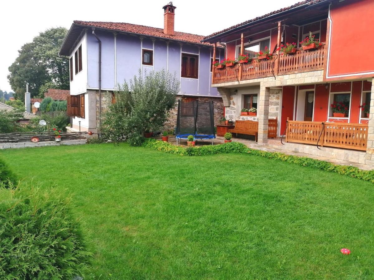 Радкината Къща Hotel Koprivshtitsa Luaran gambar
