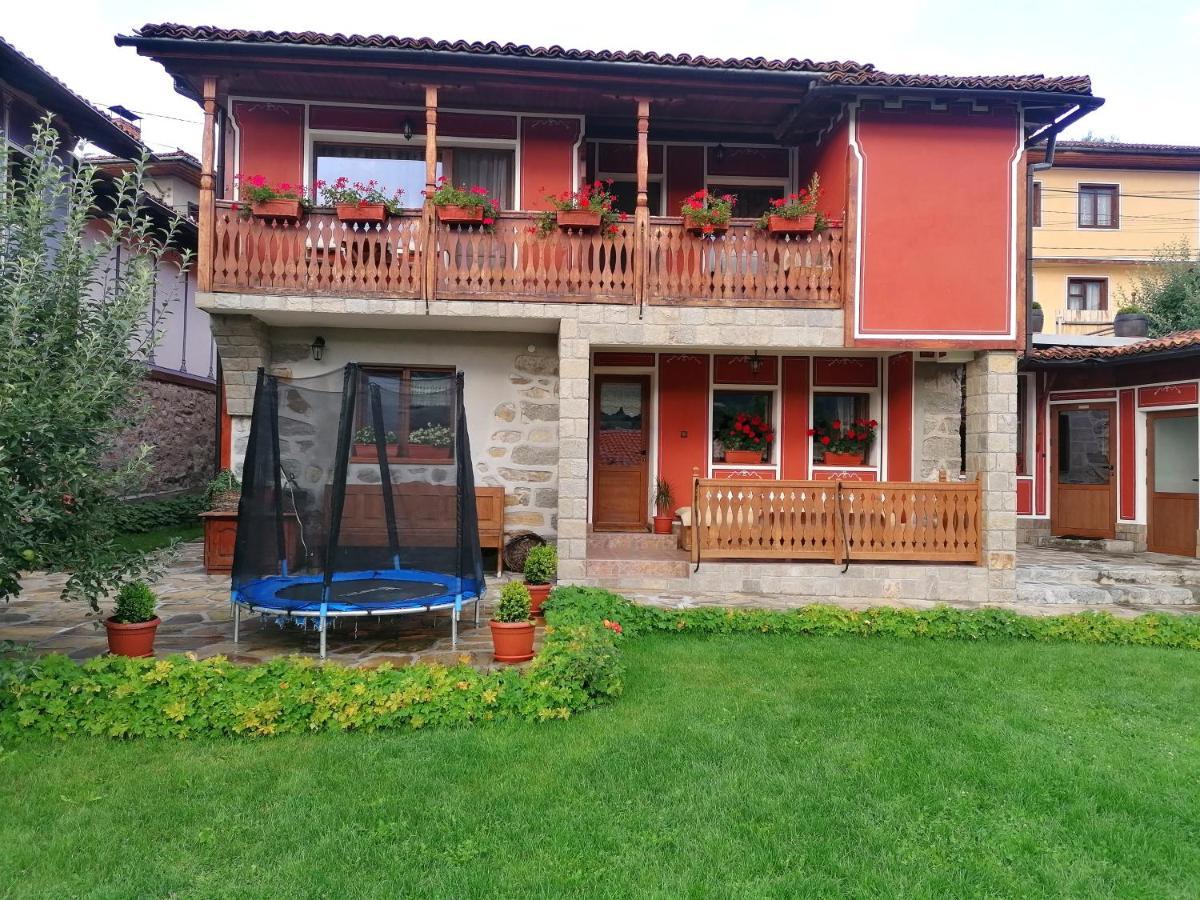 Радкината Къща Hotel Koprivshtitsa Luaran gambar