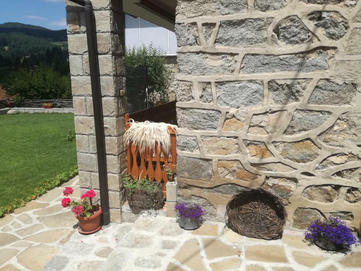Радкината Къща Hotel Koprivshtitsa Luaran gambar