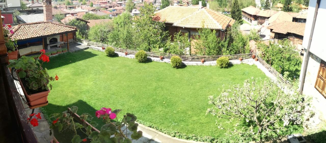 Радкината Къща Hotel Koprivshtitsa Luaran gambar